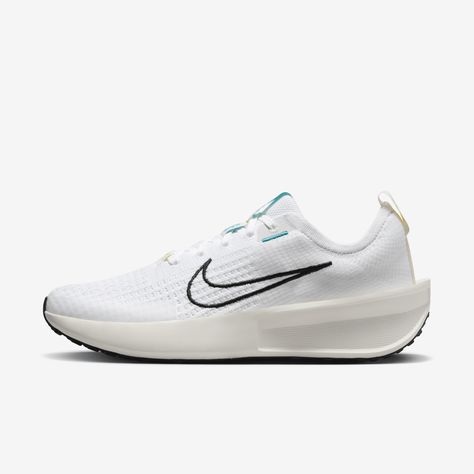 Gold Nike Shoes, Fitness Fits, Women Running Shoes, Tenis Nike, Nike Models, Women Running, Nike Free Runs, Fast Forward, Free Running