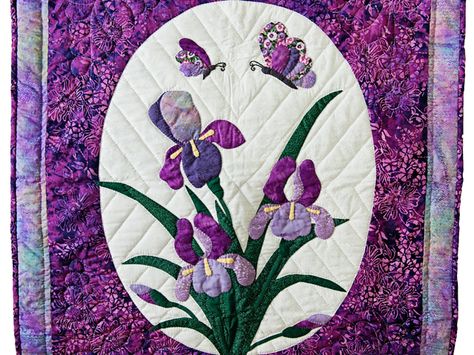 Iris Applique Quilt -- exquisite cleverly made Amish Quilts from ... Iris Quilt, Canadian Quilts, Appliqué Flowers, Amish Quilts For Sale, Orchid Cactus, Applique Ideas, Hanging Quilts, Lancaster Pennsylvania, Quilts Decor