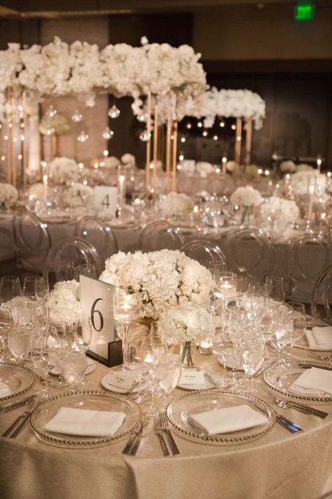 Elegant Glamour Wedding Decor, All White Wedding Reception Romantic, Classy And Elegant Wedding Decor, Glamourous Wedding Theme, Classy Glam Wedding, Wedding Guest Centerpieces, Wedding Decor Glamorous, Bougie Wedding Ideas, Wedding Inspo Elegant Decor