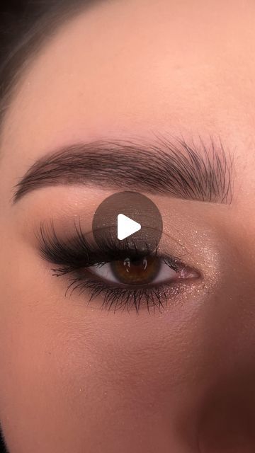 Cat Energy, Usa Makeup, Glam Eye Makeup, Goddess Makeup, Born This Way Concealer, Bronze Palette, Glam Makeup Tutorial, Smokey Eyeshadow, Soft Glam Makeup