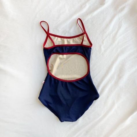 Yumiko Leotard Ideas, Cool Bikinis, Vintage Bikinis, Yumiko Leotard, Swim Style, Swimsuit One Piece, Vintage Swimsuit, Vintage Swimwear, Cute Bathing Suits