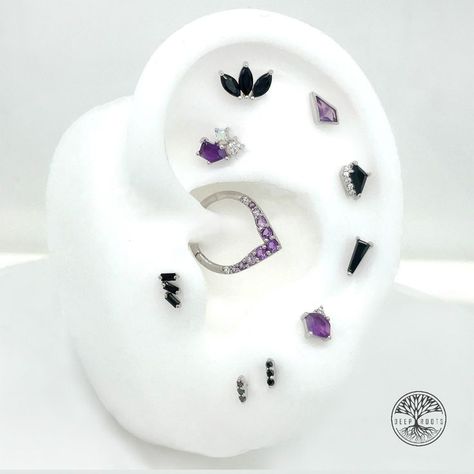 Black spinel, black diamonds, and amethyst adorn this solid 14k gold ear curation featuring all pieces from @buddhajewelry #deeproots #deeprootspiercing #eargoals #earcuration #earstyle #earrings #piercingjewelry #piercingideas #piercinginspiration #amethystjewelry #blackspineljewelry Gold Ear Curation, Black Spinel Jewelry, Ear Curation, Buddha Jewelry, Ear Style, Deep Roots, Amethyst Gold, Purple Ombre, Septum Piercing