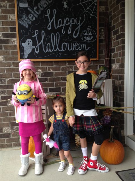 Margo, Agnus and Edith Costumes from Despicable Me Minions, Edith Despicable Me Costume, Margo Despicable Me Costume, Margo Despicable Me, Agnes Costume, Despicable Me Halloween, Star Wars Family Costumes, Zombie Couple Costume, Despicable Me Costume