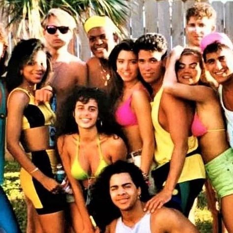 Lucas Prata🎶🎤🌴 on Instagram: "#TBT CLUB MTV SPRING BREAK 1990 DAYTONA BEACH! Hands down one of the most fun and memorable weeks of my life! Yes I’m wearing hot pink shorts with biker shorts under them. 🤦🏻‍♂️🤦🏻‍♂️ Blaming it all on 1990. 😂😂😱🕺🏻🕺🏻🕺🏻 #clubmtvdancers #downtownjuliebrown #daytona #springbreak #bestyearsever #takemeback #whereitallbegan" Mtv Spring Break, Hot Pink Shorts, Spring Break Outfit, 80s Outfit, Vintage Spring, Daytona Beach, Pink Shorts, Biker Shorts, Spring Break