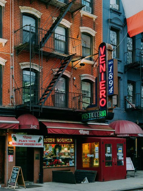 At Veniero’s, a New York Bakery Where Frank Sinatra Liked to Buy Pastries - The New York Times Italian Pastry Shop, New York Bakery, Bakery New York, Since 1894, New York Neighborhoods, Italian Pastry, New York Architecture, Buttery Cookies, Ellis Island