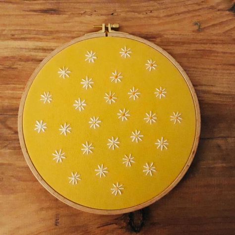 #embroidery #handmade #hoop #design #yellow #daisy #embroided Simple Hand Embroidery Patterns, Embroidery Works, Yellow Daisy, Hoop Design, Blue Embroidery, Handmade Embroidery, Yellow Aesthetic, Embroidery Craft, Yellow Fabric