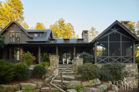 screened porch....Lake Keowee house and garden Rustic Cottage Exterior, Lake House Cottage, Rustic Lake Houses, Lake Houses Exterior, Lake Keowee, Cottage Retreat, Cottage Lake, Lakeside Cottage, House Cottage