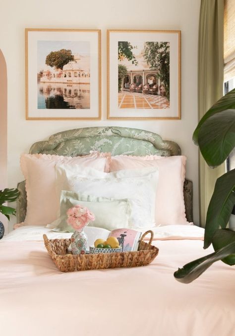 A Palm Beach Apartment by Danielle Rollins - The Glam Pad Coziest Bed, Stephanie Hill, Estilo Charleston, Custom Upholstered Headboard, The Style Bungalow, Danielle Rollins, Floating Headboard, Bedroom Things, Interiors Bedroom