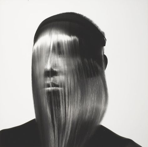 Issey Miyake Fashion: Face Covered with Hair (A), New York | The Art Institute of Chicago Issey Miyake Fashion, Irving Penn Portrait, Fashion Fotografie, Japanese Fashion Designers, Irving Penn, Creative Eye, Great Photographers, Art Institute Of Chicago, Face Coverings