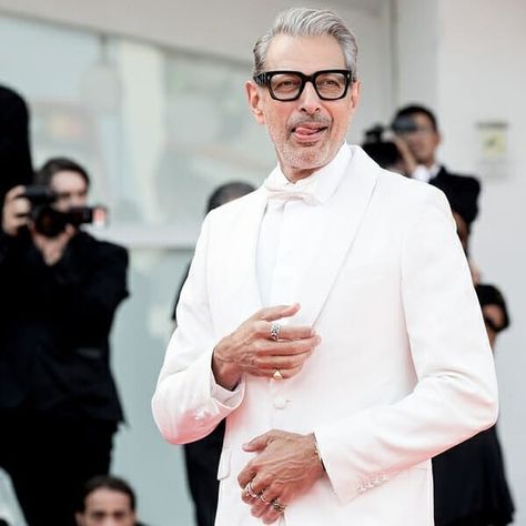 JEFF Dr Ian, Jeff Goldblum, Bad Taste, Silver Fox, Body Hair, Man Crush, Face Claims, Nun Dress, Salt And Pepper