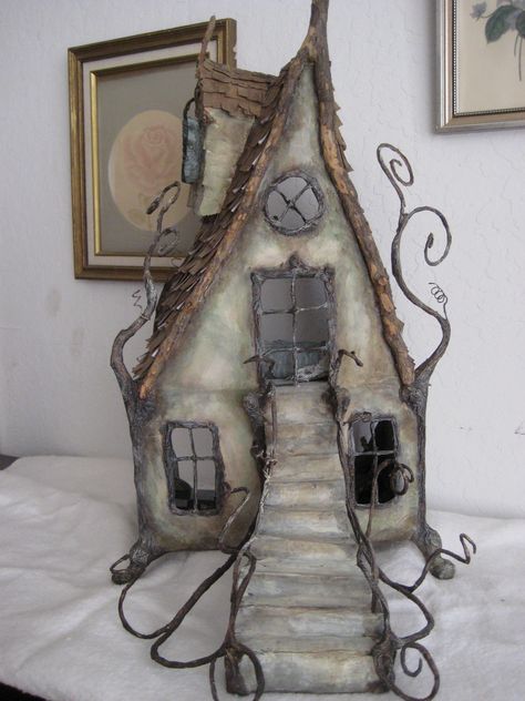 winter twig house...found under the brambles at the bottom of the garden... Paper Mache Haunted House, Twig House, Paper Mache House, Haunted House Craft, Fairy House Crafts, Fairy House Diy, Fairy Home, Paper Mache Art, Paper Mache Crafts