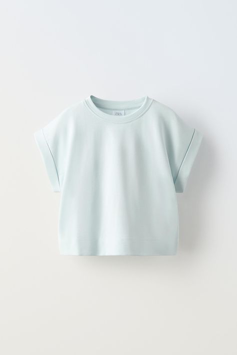 CUFFED SLEEVE T-SHIRT Preppy Tops, Casual Preppy Outfits, Cuffed Sleeve, Zara Shirt, Cute Preppy Outfits, Shirts For Teens, Preppy Outfit, Cute Everyday Outfits, Athletic Outfits