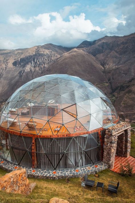 Glass Dome House, Glass Dome Architecture, Earth Dome, Dome Architecture, Geo Dome, Dome Room, Domed Building, Geodesic Domes, Dome Building