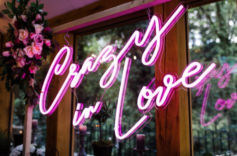 🎶Beyonce vibes for your Sunday Inspo this week🎶 Always so much love for our Pink Neon 'Crazy In Love' Sign 💖 You can hang it on any of our Frame options to make a fab backdrop from your big day - Choose from our White, Copper, Wooden or White Mesh Frames, OR one of our fab walls - Various Flower, Foliage and Sequin Wall backdrops available, we're sure to have something to work fab with the scheme you've chosen💖 Neon Sign For Wedding, Rose Gold Wedding Decor, Neon Letters, Corporate Events Decoration, Sign For Wedding, Elizabeth James, Crazy In Love, Gold Wedding Decorations, Light Up Letters