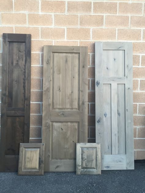 Perfect DIY Driftwood Gray using #WeatherwoodStains on #fg2b Diy Barnwood, Alder Doors, Gray Doors, Kitchen Layouts With Island, Weathered Grey Stain, Driftwood Stain, Diy Driftwood, Corner Door, Interior Door Trim