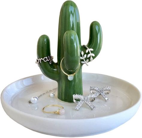 Jewelry Holder With Clay With A Cap, Cactus Ring Holder, Clay Jewellery Holder, Cactus Ring, Jewelry Ceramic, Cactus Jewelry, Jewellery Holder, Ceramic Succulent, Cerámica Ideas