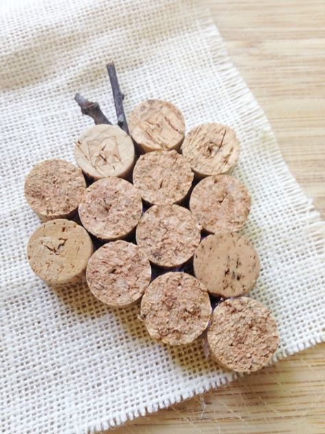 DIY Wine Cork Grape Cluster Coasters More Wine Cork Coasters, Wine Cork Diy Crafts, Wine Cork Projects, Wine Cork Diy, Make Your Own Wine, Cocktail Umbrellas, Cork Projects, Coaster Crafts, Personalized Party Decor