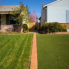 Yard Separation Ideas, Property Line Landscaping Front Yards, Yard Separation Ideas From Neighbors, Property Line Ideas, Yard Divider, Property Line Landscaping, Front Yards Curb Appeal, Landscape Curbing, Lawn Ideas