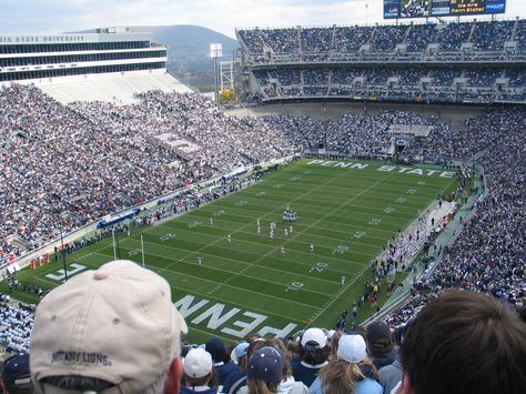 Beaver Stadium, State College, PA, United States (source: wiki) Beaver Stadium, State College Pa, Sports Stadium, Amazing Pictures, State College, All Over The World, Soccer Field, Cool Pictures, The 10