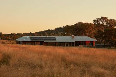 Concrete Siding, Rural Home, Rural Architecture, Corrugated Metal Roof, Tamworth, Rural House, Beach Retreat, Energy Efficient Design, Corrugated Metal