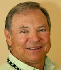 Frank Welker. He's so cool. He does the most amazing voices and animals for movies Mulan Ii, Cats Dont Dance, Fred Jones, Donkey Kong Junior, Frank Welker, Extreme Ghostbusters, Lego Marvel's Avengers, Kingdom Hearts Ii, Mighty Max