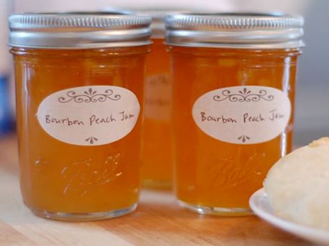 Bourbon Peach Jam. Great to give as gifts for Christmas...save yourself some time and attach the recipe...you WILL be asked for it. Peach Jam Recipe, Peach Jam, Jam And Jelly, Jam Recipe, Jelly Recipes, Serious Eats, Jams & Jellies, Jam Recipes, Canning Recipes