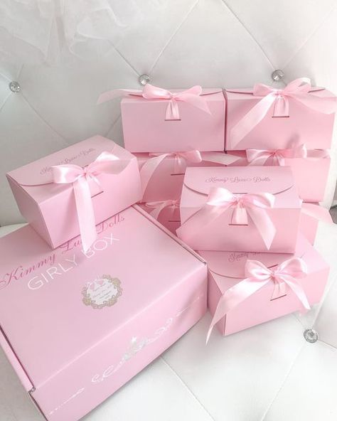 All Pink Everything, Aesthetic Box Packaging, Ryleigh Aesthetic, Pink Packaging Ideas, Lottery Manifestation, Pink Girly Things Accessories, Makeup Lip Products, Coquette Theme, Pink Obsessed