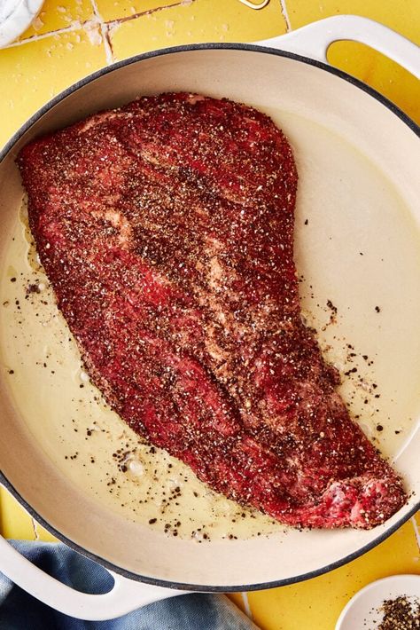 Easy Oven-Baked Tri-Tip Roast - Kalejunkie Tri Tip In Crock Pot Recipes, Pork Tri Tip Recipe, Tri Trip Recipe, Tri Top Roast Oven, Oven Tri Tip Recipes, Dutch Oven Tri Tip, Tri Tip Dutch Oven Recipes, Pressure Cooker Tri Tip, Braised Tri Tip Roast