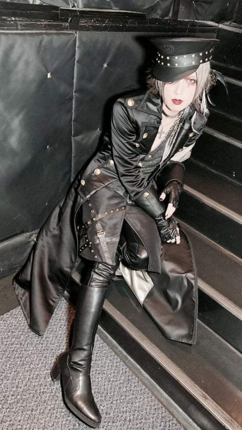 Leg Belt Aesthetic, Vkei Outfits Women, Harajuku Visual Kei, Visual Kei Aesthetic Outfit, Jrock Visual Kei Outfits, Old Visual Kei, V Kei Fashion, Visual Kei Fashion Outfits, Vkei Fashion Aesthetic