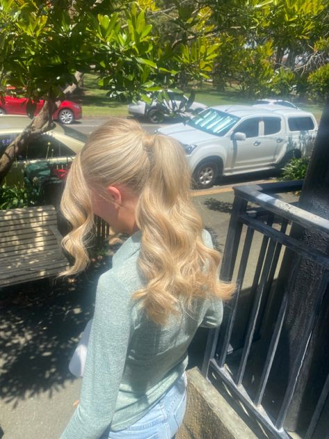 Pony Formal Hair, Messy Pony, Ponytail Blonde, Wedding Curls, Aesthetic Hairstyle, Bridal Aesthetic, Formal Hair, Hair Inspo, Blonde