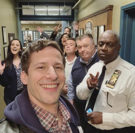 Brooklyn 99 Cast, Brooklyn Nine Nine Funny, Jake And Amy, Brooklyn 9 9, Amy Santiago, Miguel Diaz, Jake Peralta, Andy Samberg, I Love Cinema