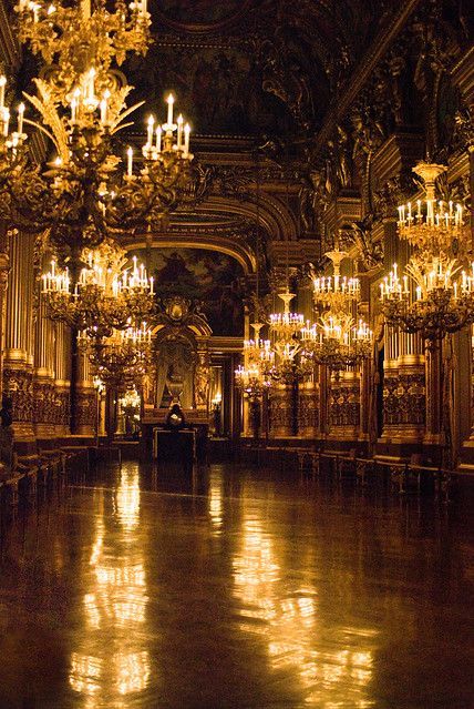 Baroque Architecture, Architecture Baroque, العصور الوسطى, Hufflepuff Aesthetic, Castle Aesthetic, Royal Aesthetic, Grand Foyer, Royalty Aesthetic, Paris Jackson