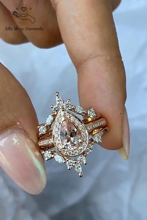 Pear Wedding Ring, Cute Engagement Rings, Future Engagement Rings, Morganite Diamond, Rings Vintage, Pear Engagement Ring, Bridal Ring Sets, Dream Engagement Rings, Beautiful Engagement Rings