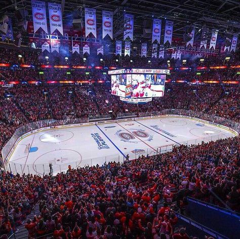 Bell Center Montreal Montreal Hockey, Nhl Wallpaper, Hockey Arena, Canada Hockey, Hockey Birthday, Nhl Logos, My Kind Of Town, Calgary Flames, The Windy City