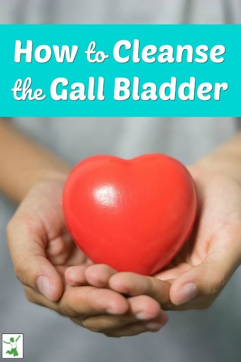 Are you suffering from gall bladder problems? The Healthy Home Economist gives pointers on a gall bladder cleanse. This gall bladder cleanse flushes stones and helps stop painful attacks to make fat digestion more comfortable. Read now for more details! #gallbladder #cleanse Gallbladder Issues Diet, Gall Bladder Removal, Gallbladder Flush, Gallbladder Attack, Gallbladder Cleanse, Gallbladder Stones, Gallbladder Diet, Gall Bladder, Cleanse Recipes