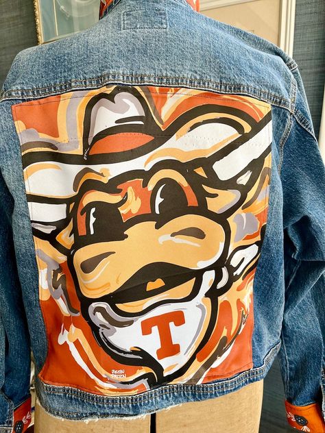 Bevo Texas Longhorns Denim Jean Jacket - Etsy Canada College Jean Jacket, Painted Jacket Ideas, Custom Jean Jacket Ideas, Football Jean Jacket, Upcycle Denim Jacket, Upcycle Jean Jacket, Spirit Jacket, Carthage Missouri, Patten Design