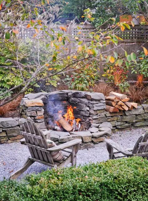 Outdoor Fire Area Ideas, Backyard Stone Fire Pit Ideas, Pool Side Fire Pit Ideas, Firepit Patio Ideas, Backyard Ground Cover Ideas, Fire Pit On Sloped Yard, Fire Pit With Chimney, Firepits Backyard Diy, Fireplace 2023