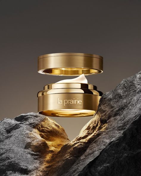 La Prairie | Two Create Studio Fragrance Photography, Perfume Photography, La Prairie, Cosmetics Photography, Beauty Products Photography, Still Photography, Paris Photo, 3d Texture, Cosmetic Packaging