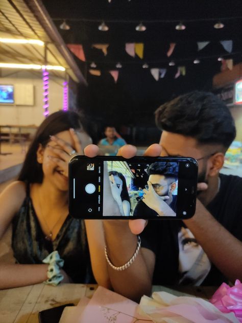 #couple #love #birthday #pretty #aesthetic Birthday Couple Pic, Hidden Identity, Love Selfie, Love Birthday, Pretty Aesthetic, My Happiness, Self Portrait Poses, Birthday Posts, Girlfriend Birthday