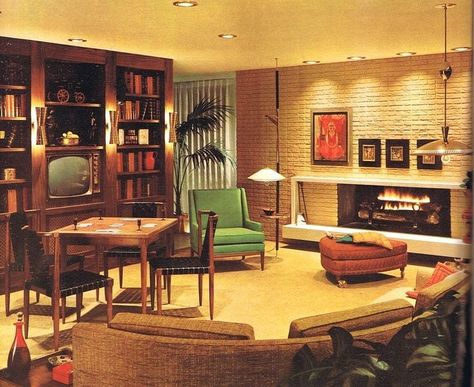 Vintage Interiors on Instagram: “#1960s #sixties  #60s #60sLounge #60sLivingRoom #lounge #LivingRoom  #VintageInteriors #60sInteriors #interior design #architecture…” 1960s Living Room, Retro Style Living Room, Mid Century Modern Living Room Decor, 1960s Interior, 60s Interior, 60s Home, 1960s Home, Retro Living Rooms, Interior Vintage