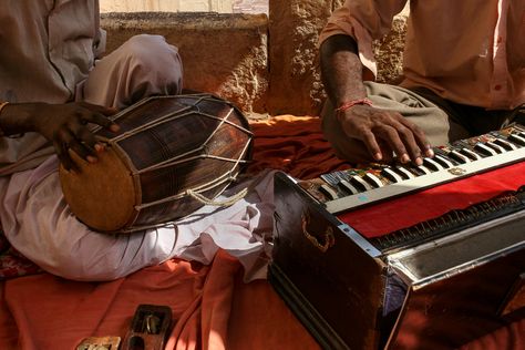 Carnatic Music Aesthetic, Carnatic Music, Indian Music Aesthetic Wallpaper, Indian Music Aesthetic, Indian Classical Music Aesthetic, Indian Indie Music Aesthetic, Rajasthan Music Instrument, Urban Tribes, South Asian Aesthetic