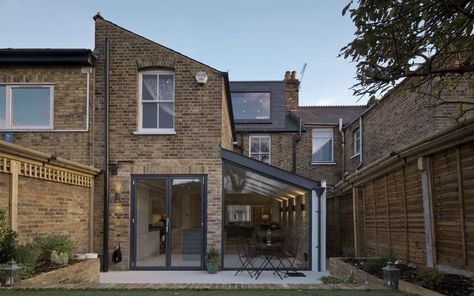 side return extension ideas Small Side Return Extension, Side Extension Ideas, Terrace House Extension, Side Return Extension, Single Storey Extension, Extension Plans, Building Extension, House Extension Plans, Side Extension