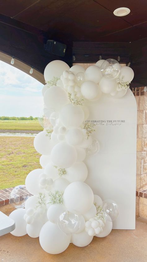 Balloon Wedding Arch, Balloon Party Ideas, Balloon Lettering, Fairytale Bridal Shower, Engagement Party Balloons, Centerpiece Balloon, Pearl Bridal Shower, Backyard Engagement Parties, Engagement Party Themes