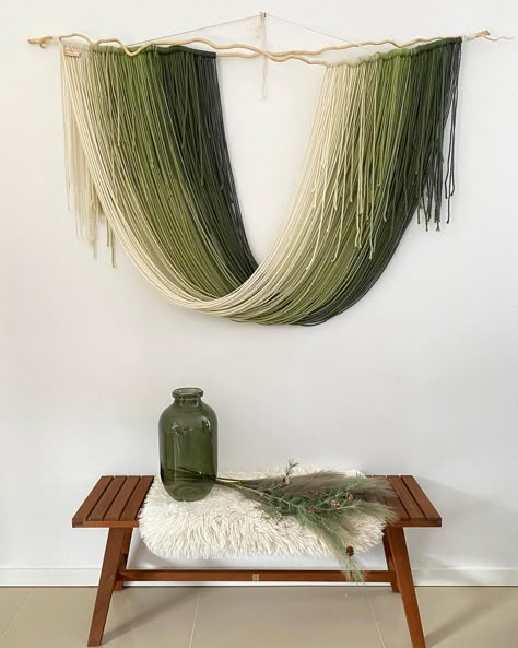 Olivia Fiber Art on Instagram: “I love the green color …💚 Dimensions : 60 in x 35 in . . . . #oliviafiberart 💚 💚 💚 #inreriordesign #bohohome #ontheloom #homedecorations…” Green Macrame, Basic Painting, Macrame Knots Tutorial, Woven Wall Art, Yarn Wall Hanging, Bead Embroidery Jewelry, Little Cottage, Embroidery Jewelry, Macrame Diy