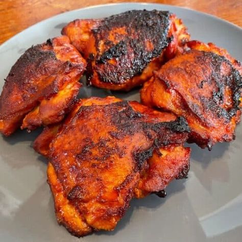 Gochujang Chicken Thighs - Itaira Eats Gochujang Chicken Recipe, Gochujang Chicken Thighs, Gochujang Recipe Chicken, Seafood Pot Pie, Gochujang Recipe, Gochujang Chicken, Bbq Chicken Thighs, Weekly Dinner, Broiled Chicken