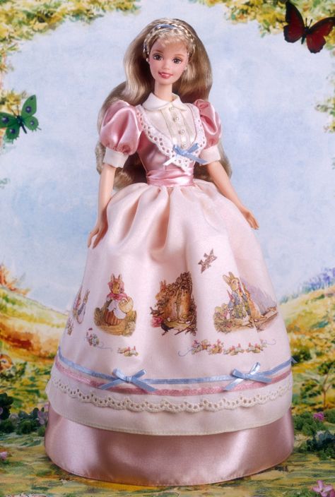 old school barbie Old Barbie Dolls, Tale Of Peter Rabbit, Barbie Top, Barbie Collector Dolls, Barbie Costume, Victorian Dolls, Dream Doll, Barbie I, Vintage Barbie Dolls