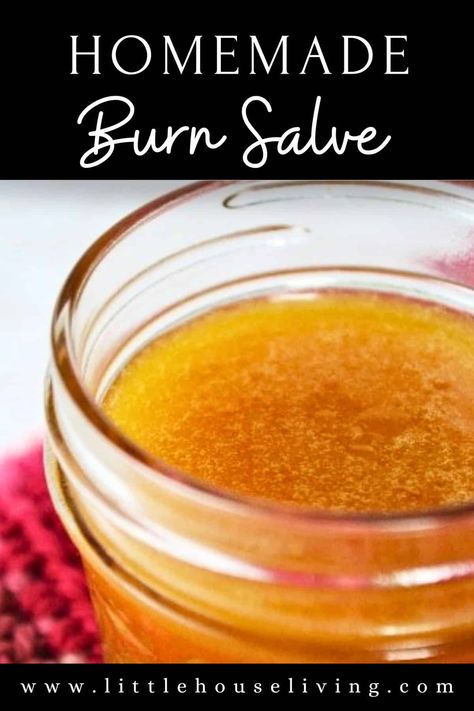 Burn Salve, Homemade Salve, Salve Recipes, Good Burns, Healing Salves, Natural Healing Remedies, Diy Remedies, Homemade Remedies, Natural Diy