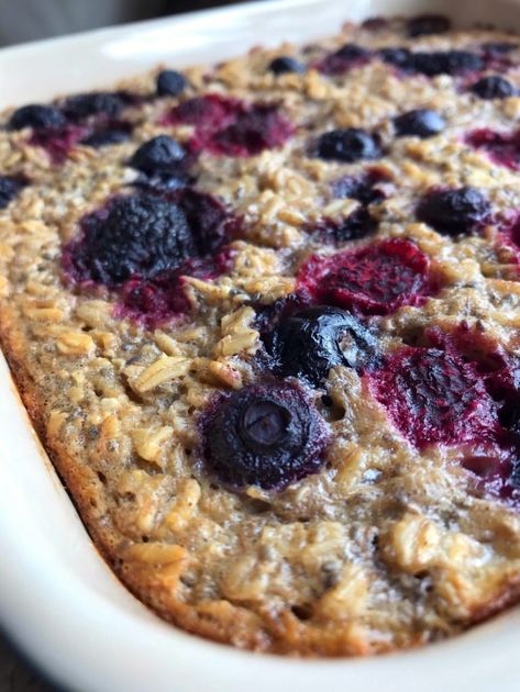 Berry-Chia Baked Oatmeal · Compston Kitchen Berry Oatmeal Bake, Berry Baked Oatmeal, Chia Seed Oatmeal, Chia Breakfast, Berry Oatmeal, Baked Oatmeal Healthy, Toasted Oats, Chia Seed Recipes, Baked Oatmeal Recipes