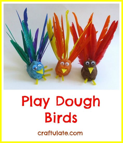 We made these play dough birds by adding feathers, straws, craft foam and googly eyes. Would be a great Thanksgiving craft. Bird Crafts Preschool, Birds For Kids, Playdough Activities, Fine Motor Skills Activities, Daycare Activities, Theme Activity, Spring Birds, Bird Crafts, Bird Theme