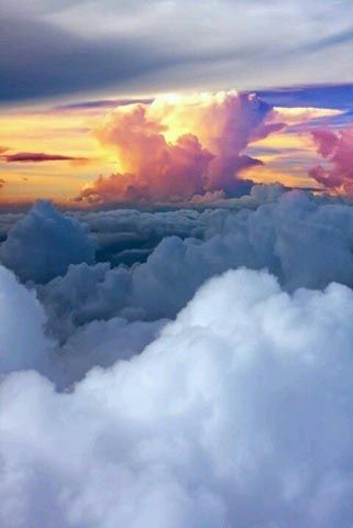 The strange cloud formations can be found all over the world. And while they are a bit weird and sometimes scary and foreboding, these clouds [...] Pema Chödrön, Vanilla Sky, Pink Nature, No Rain, Above The Clouds, Beautiful Sights, To Infinity And Beyond, Sky And Clouds, Beautiful Sky